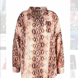 Snake print oversized long sleeve